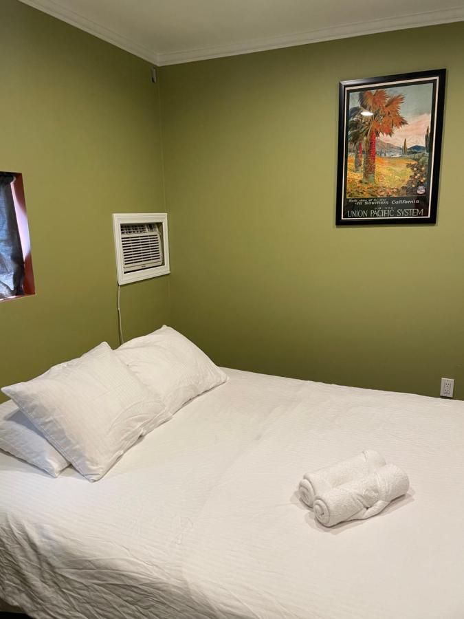 Private Standalone Room W/ Tv, Wifi & Ac In Carson Exterior foto